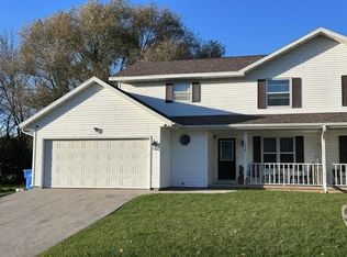 1044 Meadow St, Watertown, WI 53094