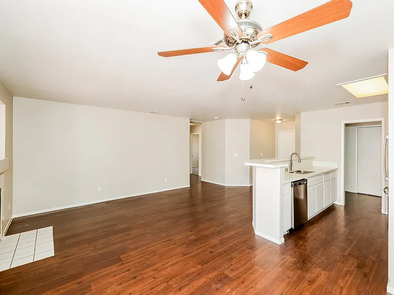 5323 Sable Ct — Photo 7