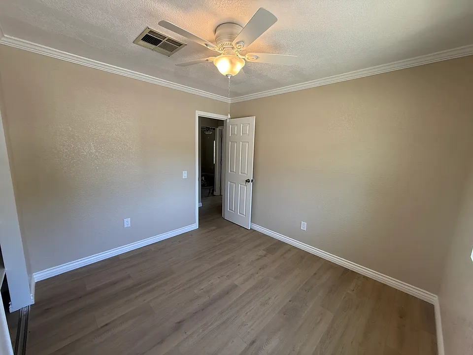 5711 Columbia Way #57