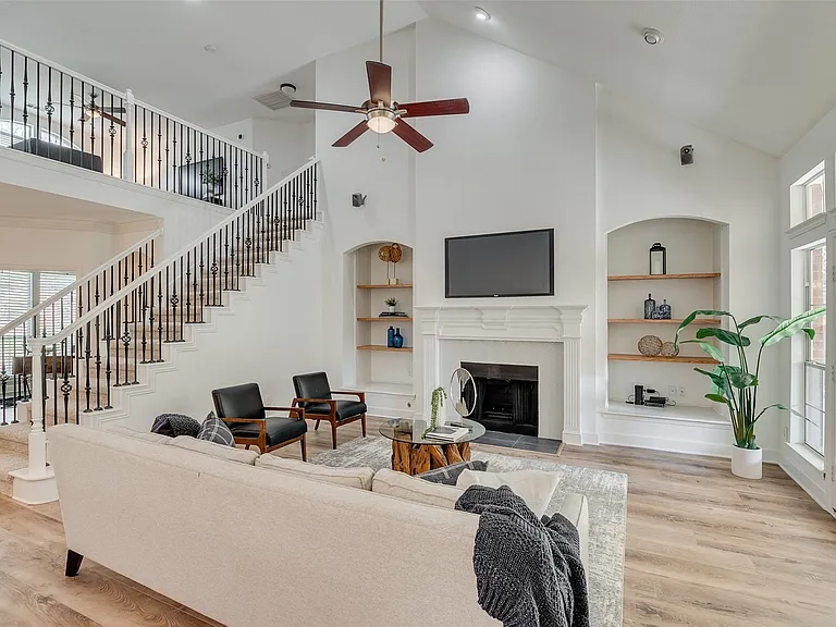 4411 Voyager Dr — Photo 14