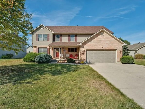3236 Sioux Dr, Piqua, OH 45356