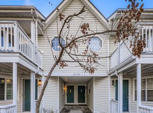 12594 E Pacific Cir UNIT D, Aurora, CO 80014