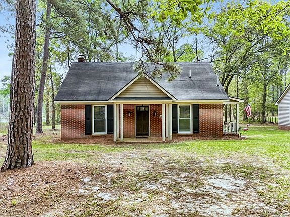 3rd image of 681 Morey Rd