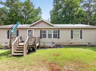 1903 B Whitfield Rd, Jefferson, GA 30549