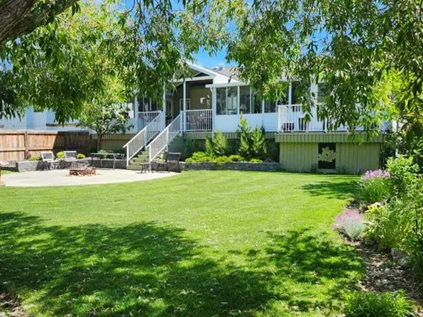 125 Copeland Close NE, Rocky View County, AB T0J 1X2