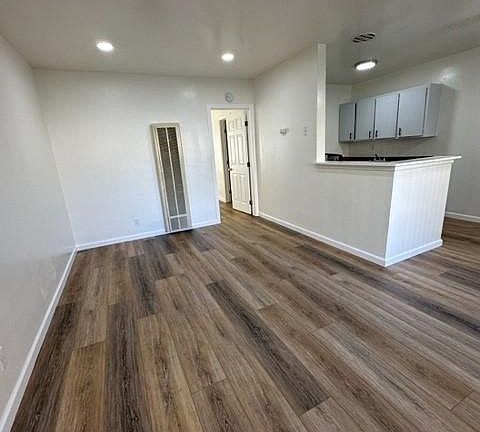 4th image of 12581 Shelley Dr APT 4
