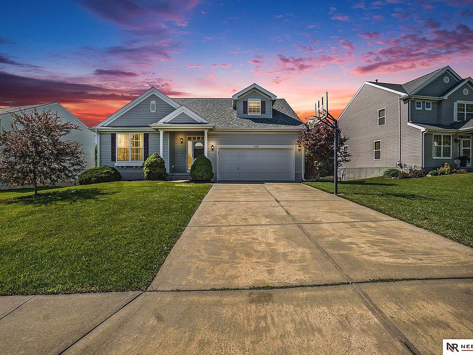 1st image of 1110 Hardwood Dr