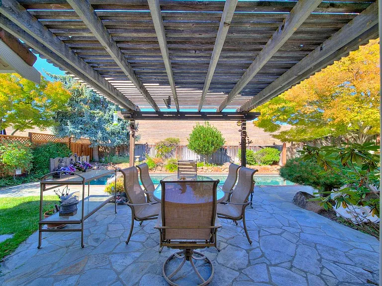 3000 Marble Canyon Pl — Photo 36