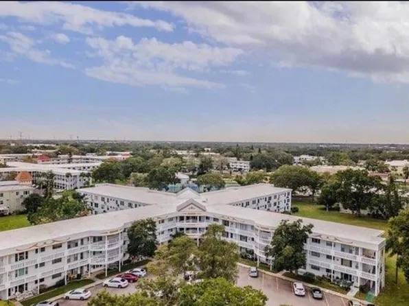 2429 Ecuadorian Way, Clearwater, FL 33763
