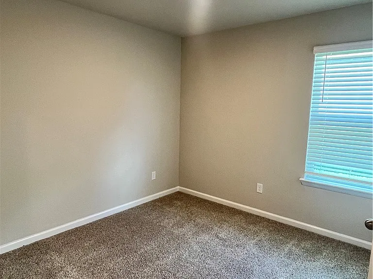 1058 Toledo Bend Dr — Photo 9