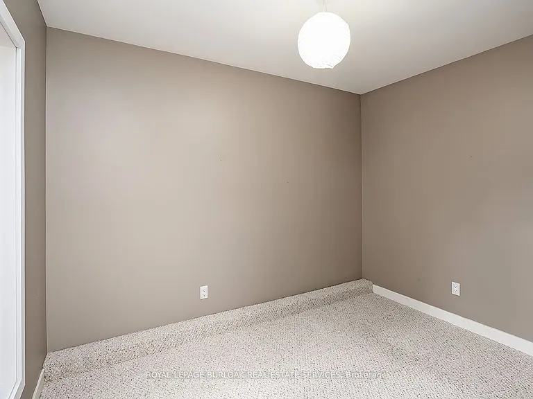 4189 Inglewood Dr — Photo 17