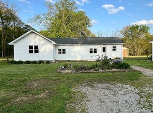 2382 N 1825th St, Brownstown, IL 62418
