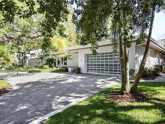 3rd image of 2904 W Bayshore Ct