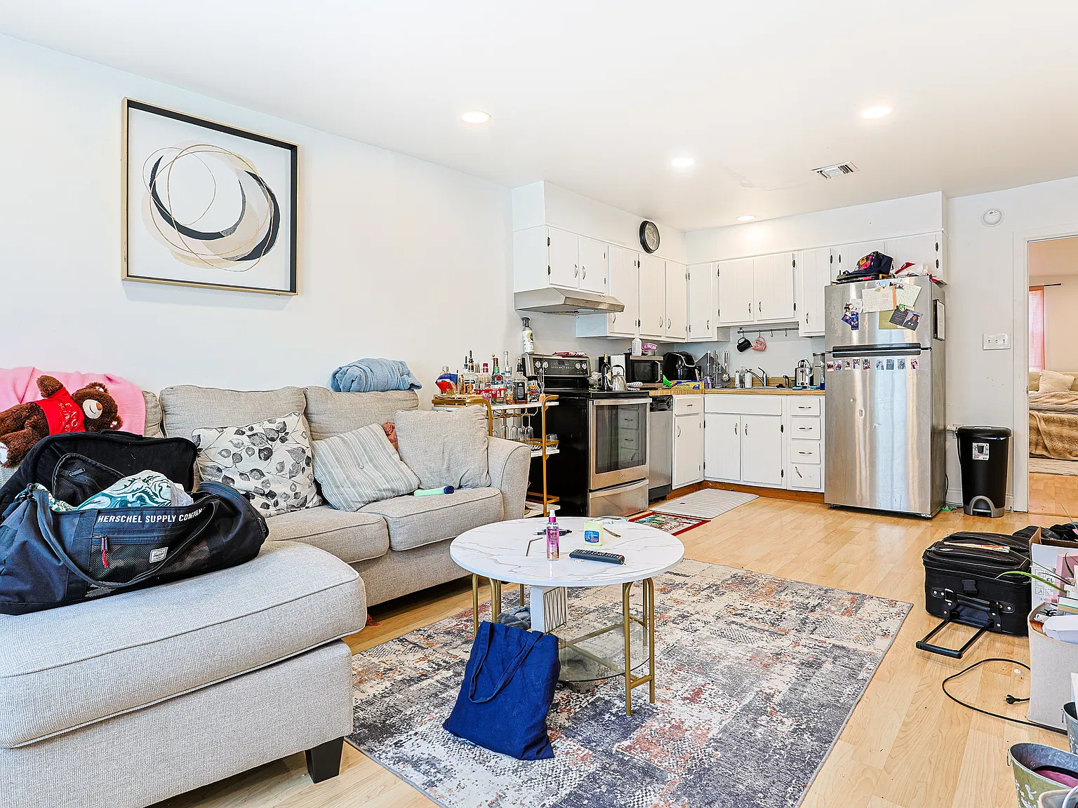 1 bed, 685 sqft, $1,795 — Photo 3