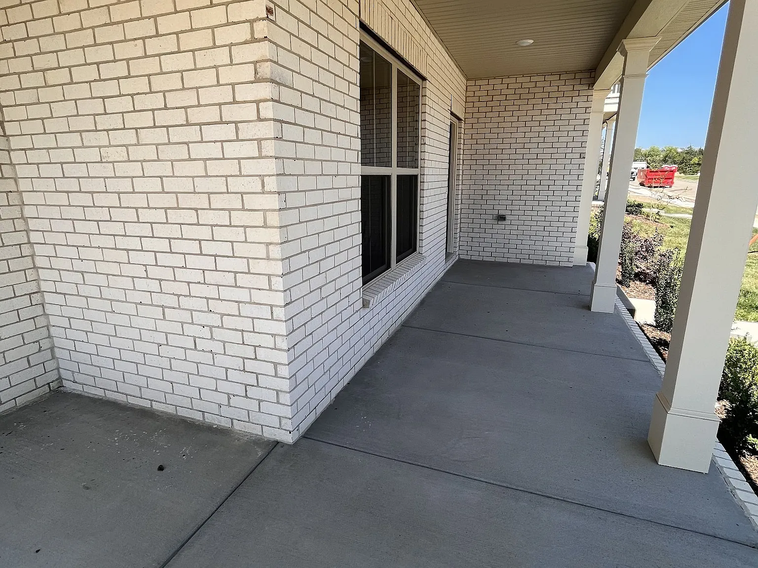 5 bed, 3533 sqft, $3,350 — Photo 2