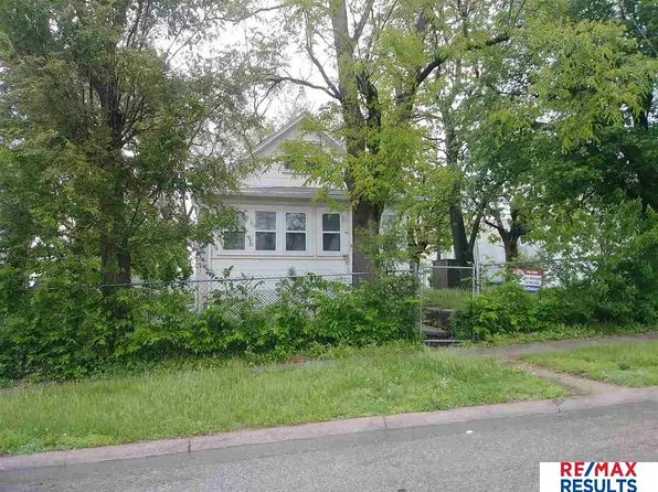 2416 P St, Omaha, NE 68107