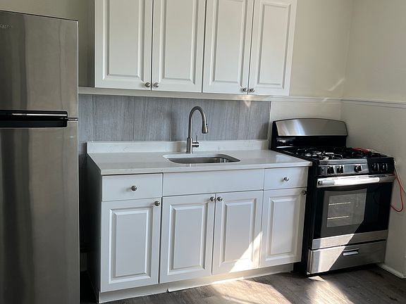 2nd image of 218 N Pinellas Ave APT 3