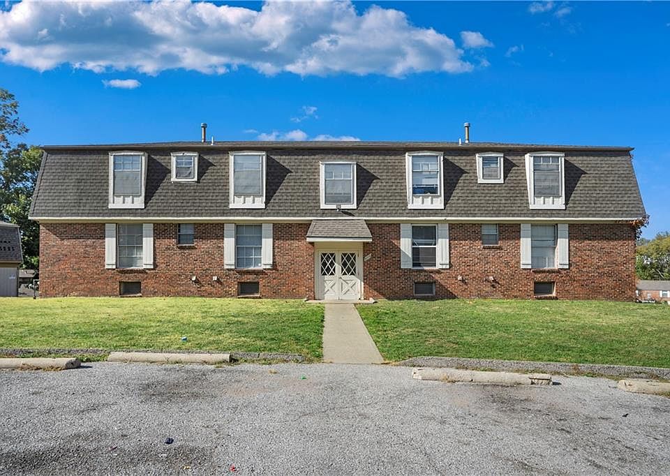 1st image of 8705 Countryshire Ln
