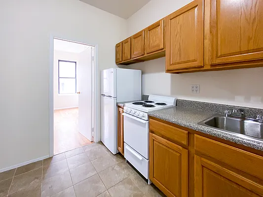 Rented by Compass | media 12