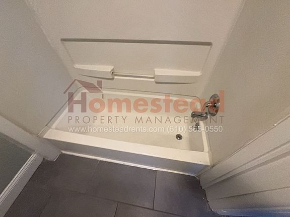 5th image of 17 S 13th St Floor 1