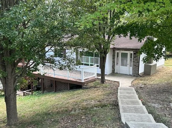 823 Cumberland Ave, Flatwoods, KY 41139