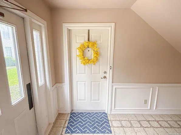 2611 Eisenhauer Road #1401, San Antonio, TX 78209