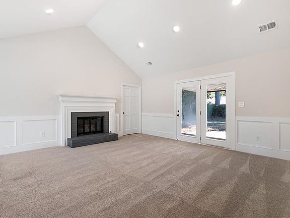 5th image of 1603 Golf Link Dr