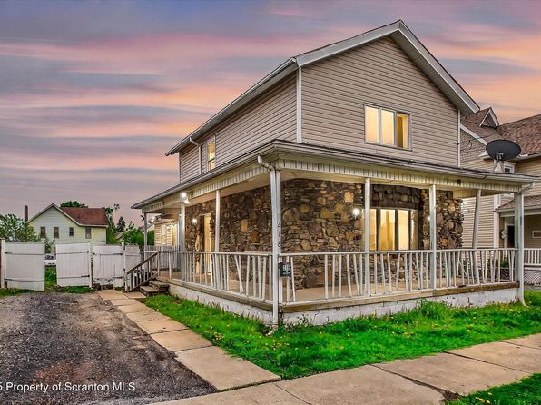 218 N Rebecca Ave, Scranton, PA 18504