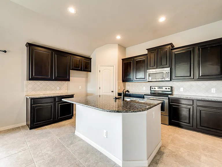 236 Archer Way — Photo 5