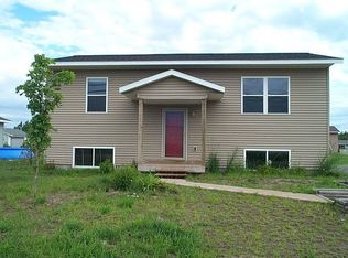 706 Greenwood St, Ishpeming, MI 49849