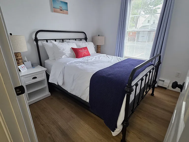 65 E Grand Ave #101 — Photo 6