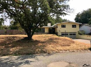 22063 Fern Ave, Red Bluff, CA 96080