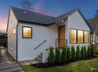 1723 45th Ave SW, Seattle, WA 98116
