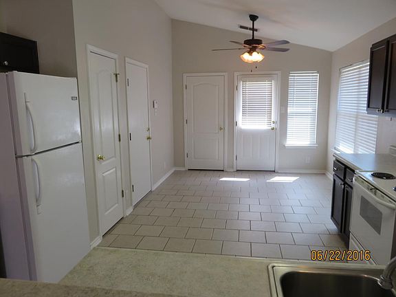2nd image of 7906 Woodchase