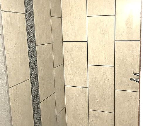 Master en-suite shower