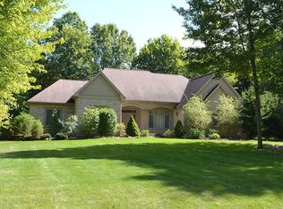 3710 Saint Andrews Dr, Youngstown, OH 44505