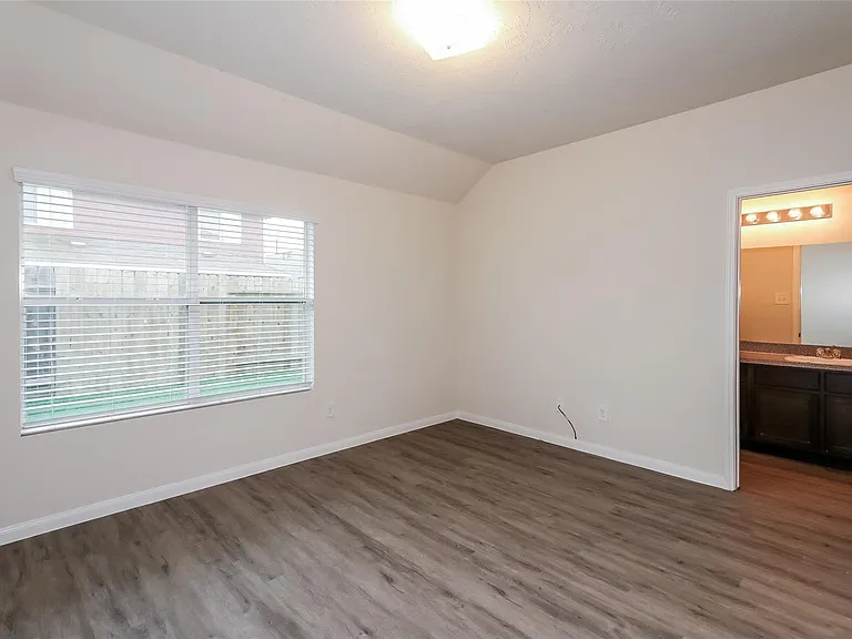 5538 Plantation Forest Dr — Photo 9