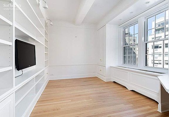 5th image of 50 E 72nd St #11A
