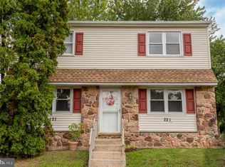 121-221 Hunter Way, Chalfont, PA 18914
