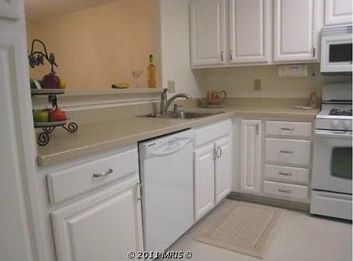 5th image of 54 Windbrooke Cir #54