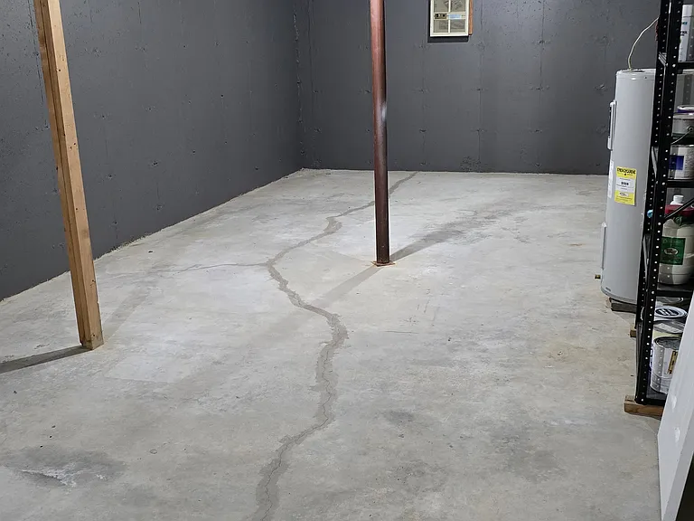 812 Court St #D — Photo 29