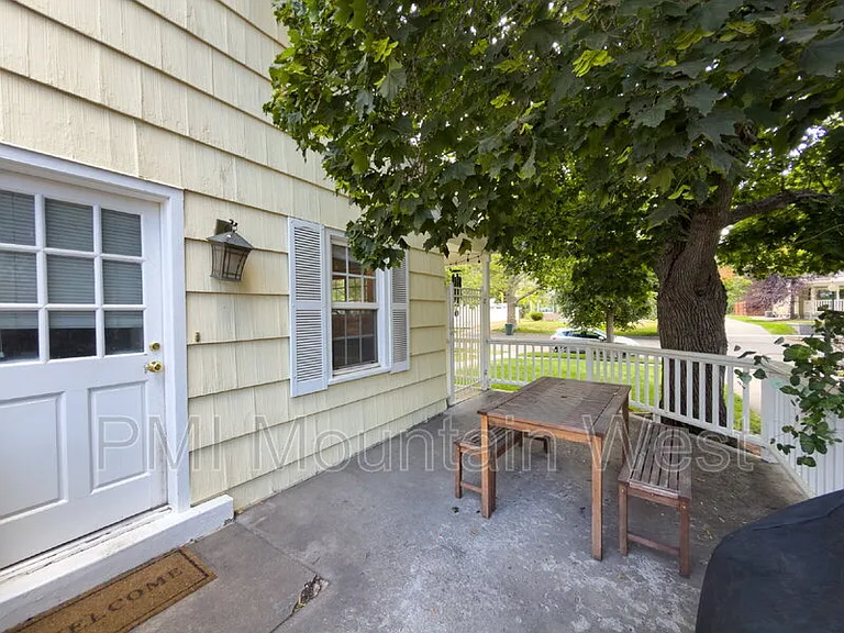 2122 S 1800 E — Photo 8