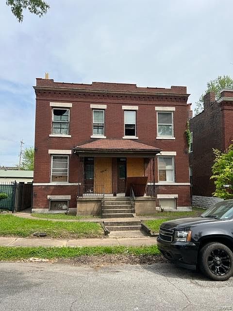 1st image of 3126 Michigan Ave