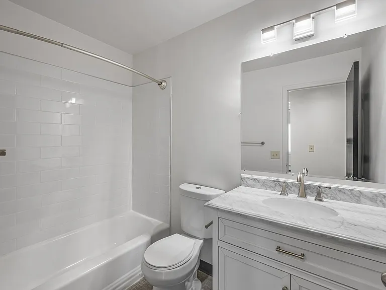 6200 Golden Valley Rd — Photo 10