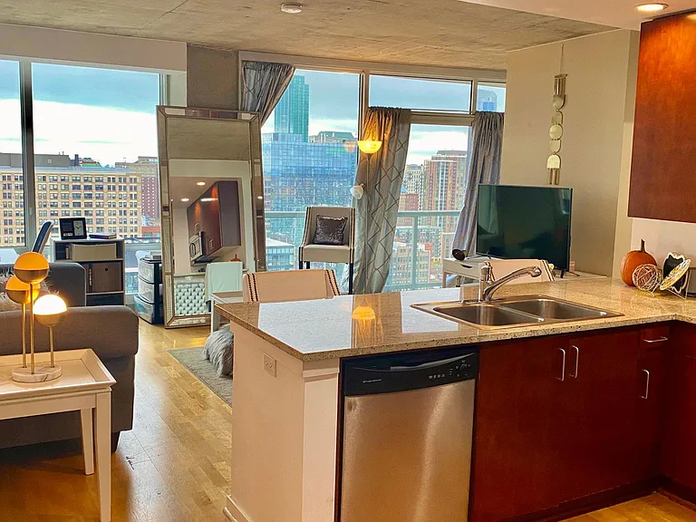 611 S Wells St #2901 — Photo 4