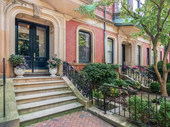 32 Commonwealth Ave APT 1, Boston, MA 02116