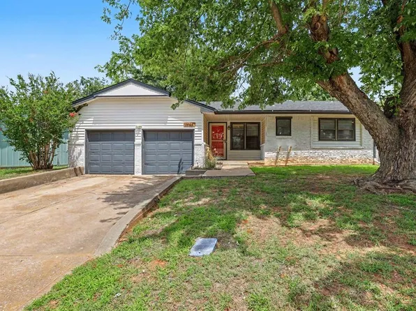 1724 Serenade Dr, Midwest City, OK 73130