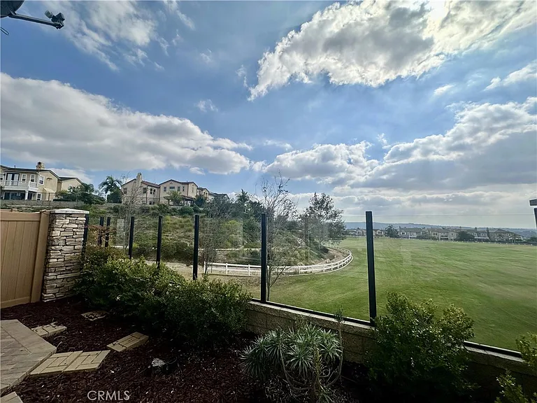 18670 Clubhouse Dr — Photo 25