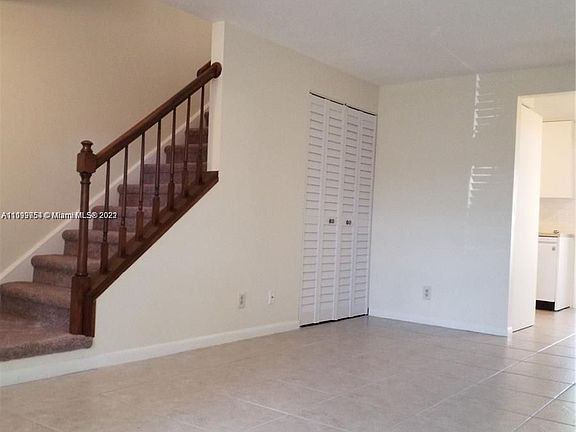2nd image of 213 Georgian Park Dr