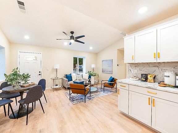 3rd image of 2188 Patton Ave